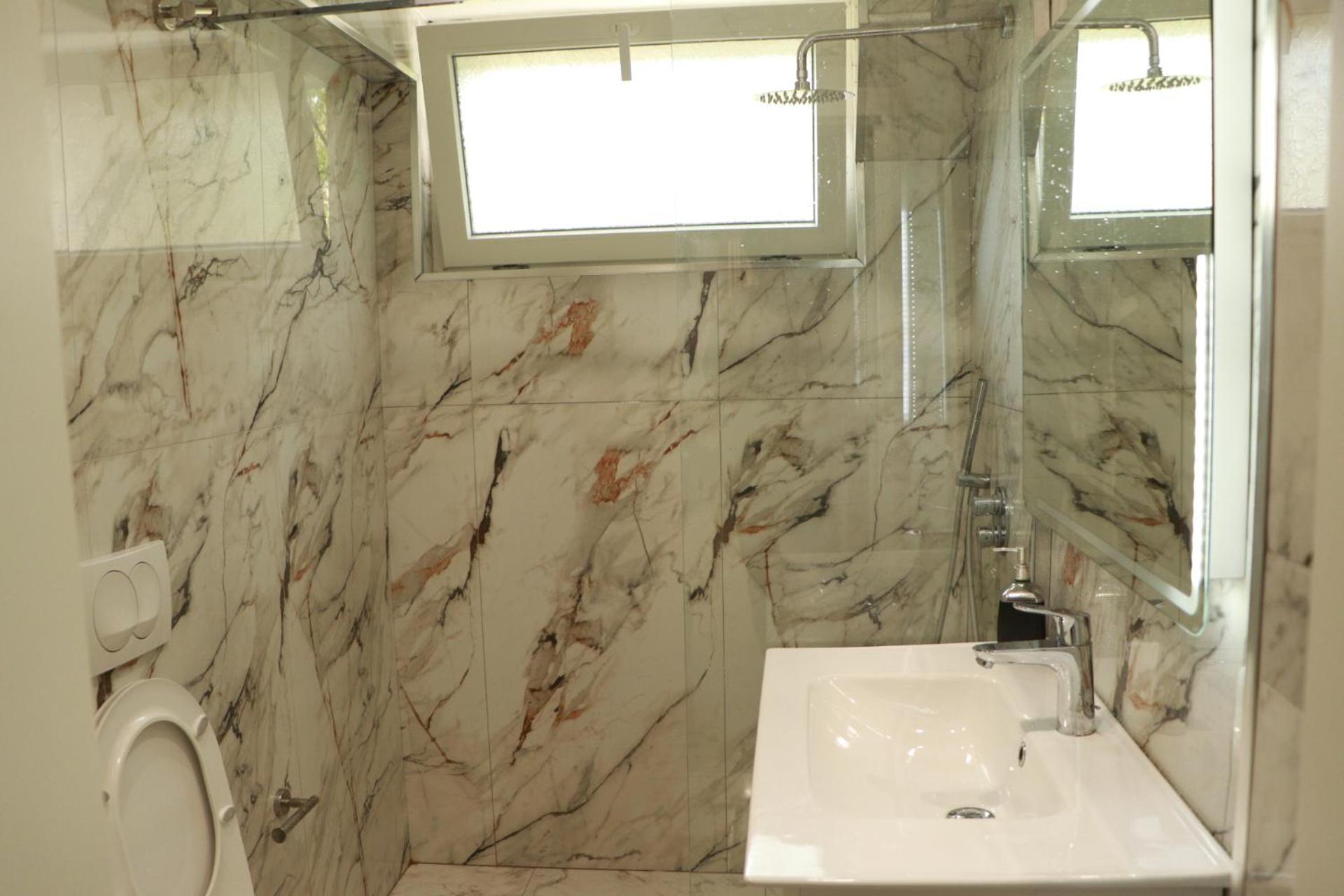 Nest&rest Spacious Luxury * Tirana
